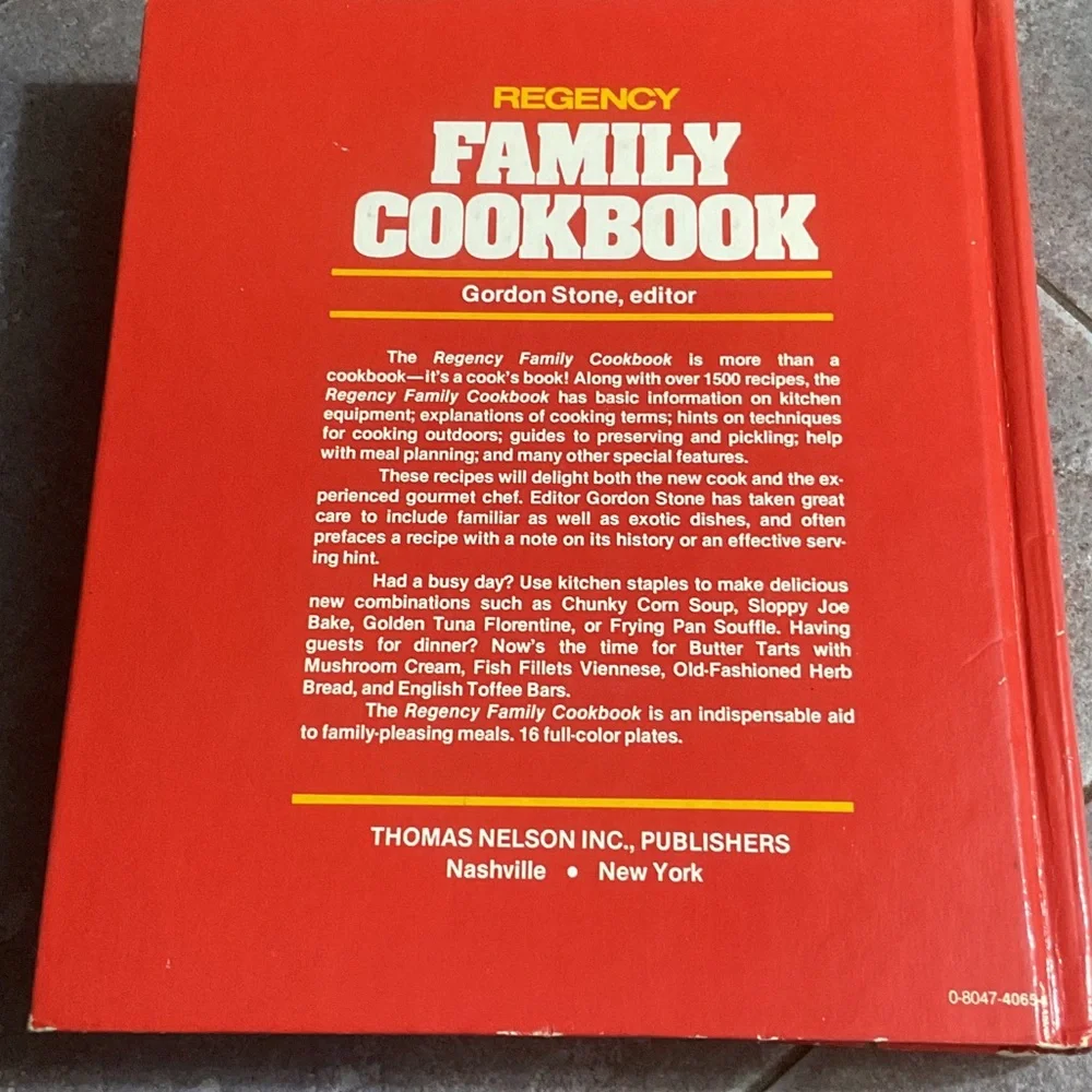 Family Cookbook - Red